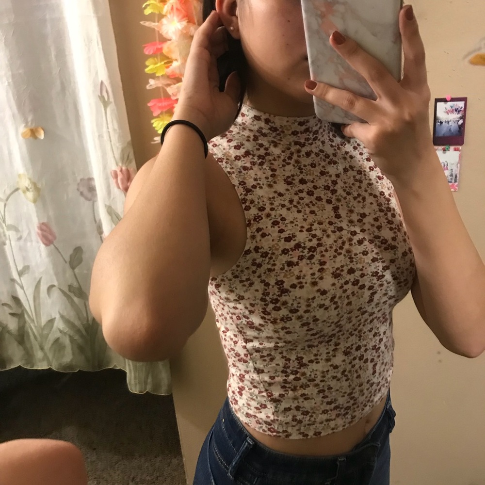 Floral crop top